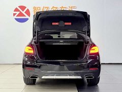 BMW 5 Series 530Li leading M sports package - фото 11