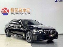 BMW 5 Series 530Li leading M sports package - фото 5