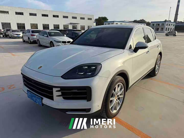 Porsche 2024 Porsche Cayenne 3.0T - автомобиль из Китая