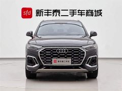 Audi Q5L 40T luxury and dynamic - фото 2