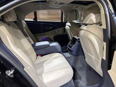 Bentley Flying Spur 4.0T V8 Standard Edition - фото 18