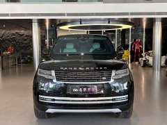 Land Rover Range Rover 2024 3.0 L6 400PS Extended Edition, seven seats - фото 2