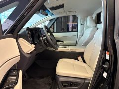 Lexus LM 2025 500h Four-Seater Imperial Edition - фото 12