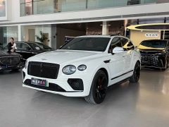 Bentley Bentayga plug-in hybrid 3.0T PHEV - фото 1