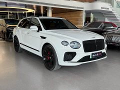Bentley Bentayga plug-in hybrid 3.0T PHEV - фото 3