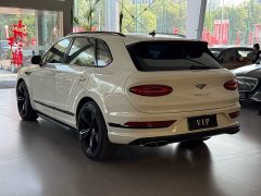 Bentley Bentayga plug-in hybrid 3.0T PHEV - фото 4