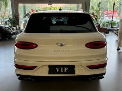 Bentley Bentayga plug-in hybrid 3.0T PHEV - фото 5