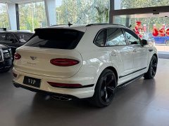 Bentley Bentayga plug-in hybrid 3.0T PHEV - фото 6