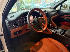 Bentley Bentayga plug-in hybrid 3.0T PHEV - фото 9