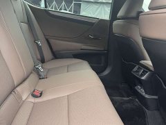 Lexus ES 200 Premium Edition - фото 13