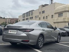 Lexus ES 200 Premium Edition - фото 7