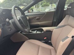 Lexus ES 200 Premium Edition - фото 8