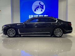 BMW 7 Series 730Li Luxury Package - фото 12
