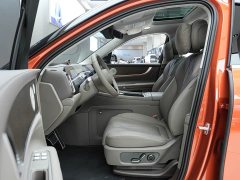 AITO M9 EREV Ultra 42kWh 6-Seater - фото 11