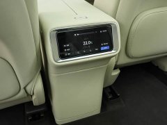 AITO Wenjie M9 extended range Ultra version 52kWh 6-seater version (192-line lidar) - фото 19