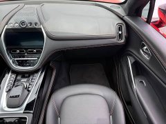 Aston Martin DBX 2020 4.0T V8 - фото 8