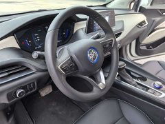 Lynk & Co Weilan 6 plug-in hybrid interconnected fashion - фото 15