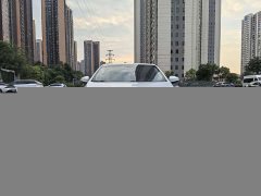 Lynk & Co Weilan 6 plug-in hybrid interconnected fashion - фото 2