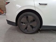 Li Auto Ideal i6 2025 two-wheel drive standard version - фото 16
