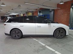 Li Auto Ideal i6 2025 two-wheel drive standard version - фото 5