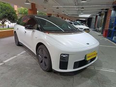 Li Auto Ideal i6 2025 two-wheel drive standard version - фото 6