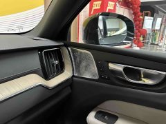 Volvo XC60 2026 B5 four-wheel drive Zhiyuan Sports Edition - фото 10