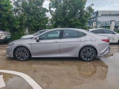 Toyota Camry Hybrid 2.0HG Premium Edition - фото 3