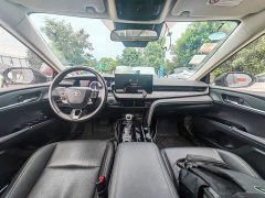 Toyota Camry Hybrid 2.0HG Premium Edition - фото 5