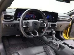 Ford Mustang 2.3T EcoBoost hardtop performance version - фото 7