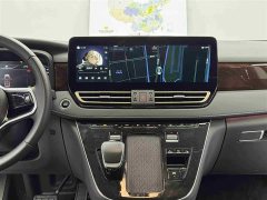 Hongqi HQ9 PHEV 2.0T four-wheel drive luxury version - фото 10