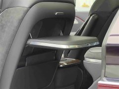 Hongqi HQ9 PHEV 2.0T four-wheel drive luxury version - фото 13