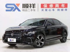 Volkswagen Passat Outstanding 330TSI Elite Edition - фото 1