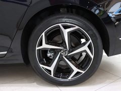 Volkswagen Passat Outstanding 330TSI Elite Edition - фото 16