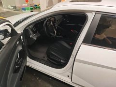 Lexus Elantra 2023 1.5L CVT GLX Elite Edition - фото 7