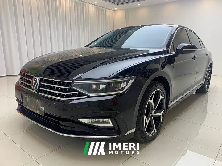 Volkswagen Magotan 2 million commemorative edition 280TSI DSG leading - автомобиль из Китая