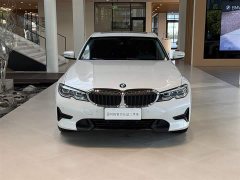 BMW 3 Series facelift 320i sports package - фото 15