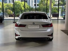 BMW 3 Series facelift 320i sports package - фото 7