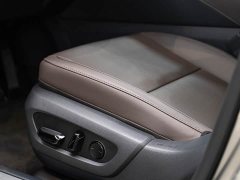 Lexus RX 350h four-wheel drive premium version - фото 19