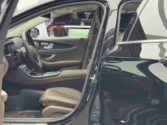 Mercedes-Benz E-Class Three E 300 L Luxury - фото 6