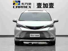 Toyota SIENNA 2021 2.5L Hybrid Platinum Edition - фото 2