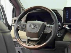 Toyota SIENNA 2.5L Hybrid Comfort Edition - фото 13