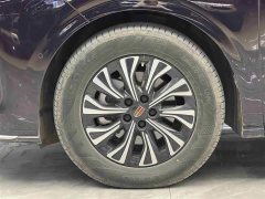 Hongqi HQ9 PHEV 2.0T four-wheel drive luxury version - фото 4