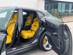 Lynk & Co Purosangue 2023 6.5L V12 - фото 13