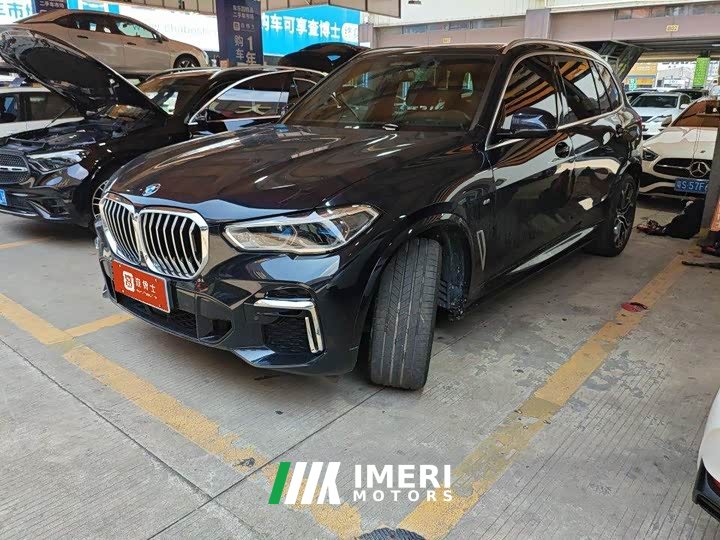 BMW X5 2022 xDrive 40Li Exclusive M Sports Package - автомобиль из Китая