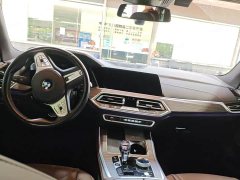 BMW X5 2022 xDrive 40Li Exclusive M Sports Package - фото 2