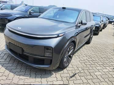Li Auto Ideal L8 Max smart refresh version - автомобиль из Китая