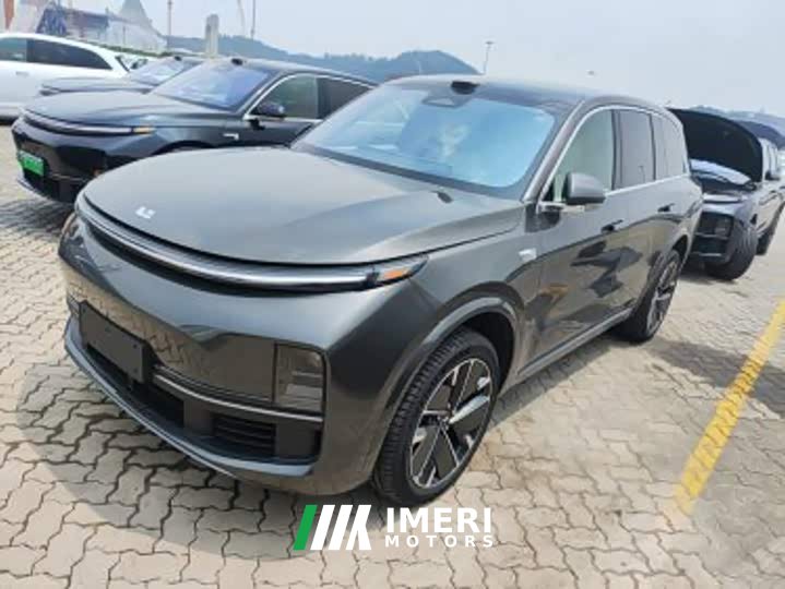 Li Auto Ideal L8 Ultra smart refresh version - автомобиль из Китая
