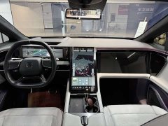 Lexus Gaohe HiPhi X 2021 flagship version 6 seats - фото 6