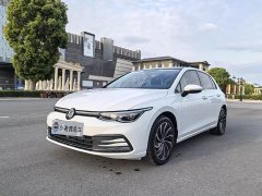 Volkswagen Golf 2023 facelift 280TSI DSG Pro - фото 1