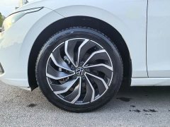 Volkswagen Golf 2023 facelift 280TSI DSG Pro - фото 8